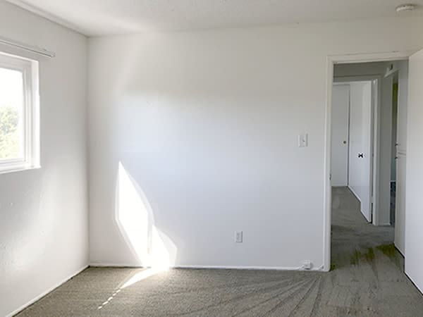 2 bedroom floorplan, bedroom & hallway